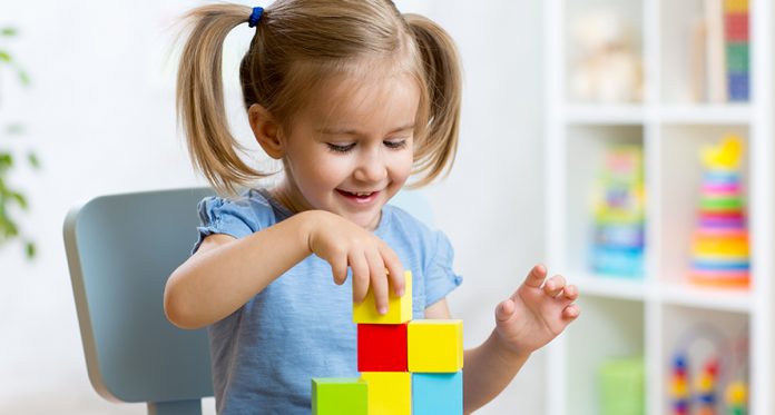pelajaran-Anda-tidak-pernah-tahu-anak-bisa-belajar-dari-block-play