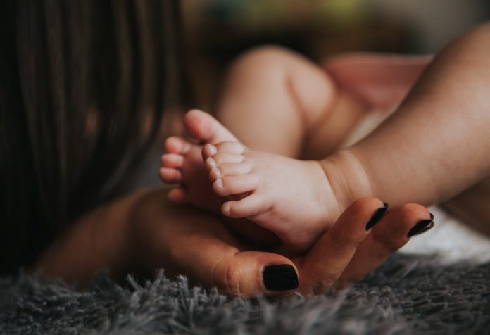 Mengapa 5 Alasan Memiliki Bayi Buruk