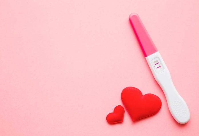IVF atau Natural Two Pink Lines adalah Yang Penting