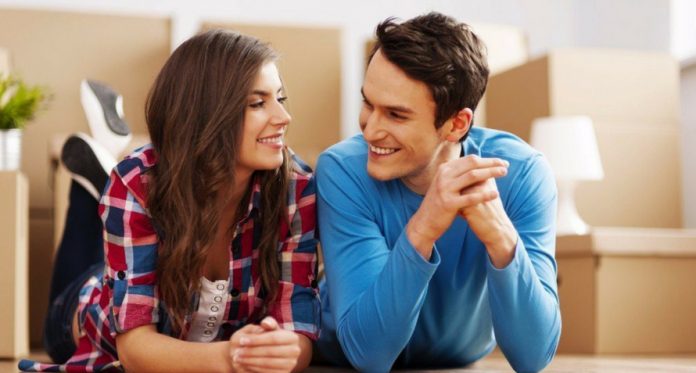 5 Hal Yang Harus Dibahas Setiap Pasangan Bahagia