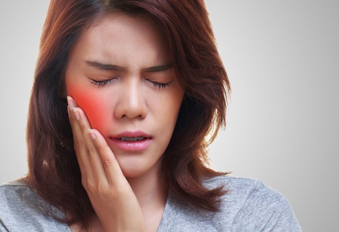 Pengobatan Rumahan untuk Sensitivitas Gigi untuk Mengatasi Rasa Sakit