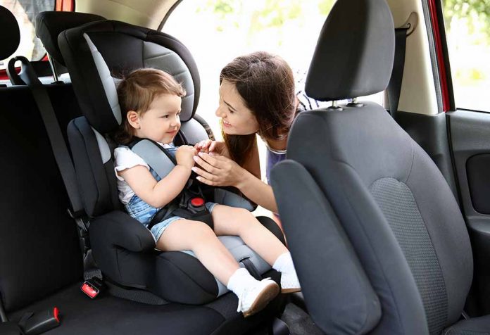 Ulasan: Babyhug Safe Journey Forward Facing Car Seat