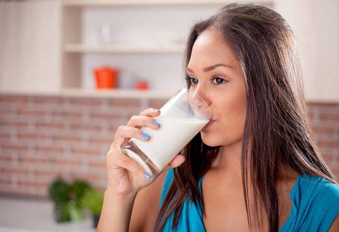 10 Manfaat Susu yang Menakjubkan Bagi Kesehatan