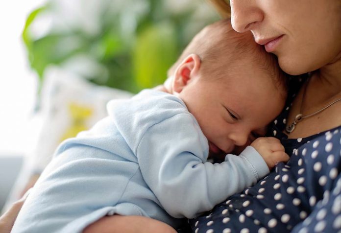 Menjadi Ibu: Perjuangan dan Perjalanan Dari Mandiri Menjadi Seorang Ibu!