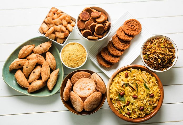 Makan Tanpa Rasa Bersalah - 6 Tips yang Direkomendasikan Ahli Gizi untuk Diwali yang sehat