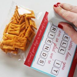 Valentine Scrabble yang Dapat Dimakan