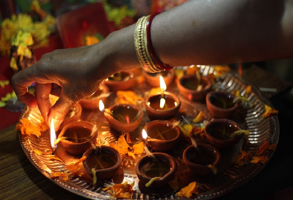 Shubh Muhurat untuk Diwali Laxmi Puja 2019