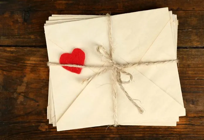 15 Surat Cinta Romantis Untuk Istri Tercinta