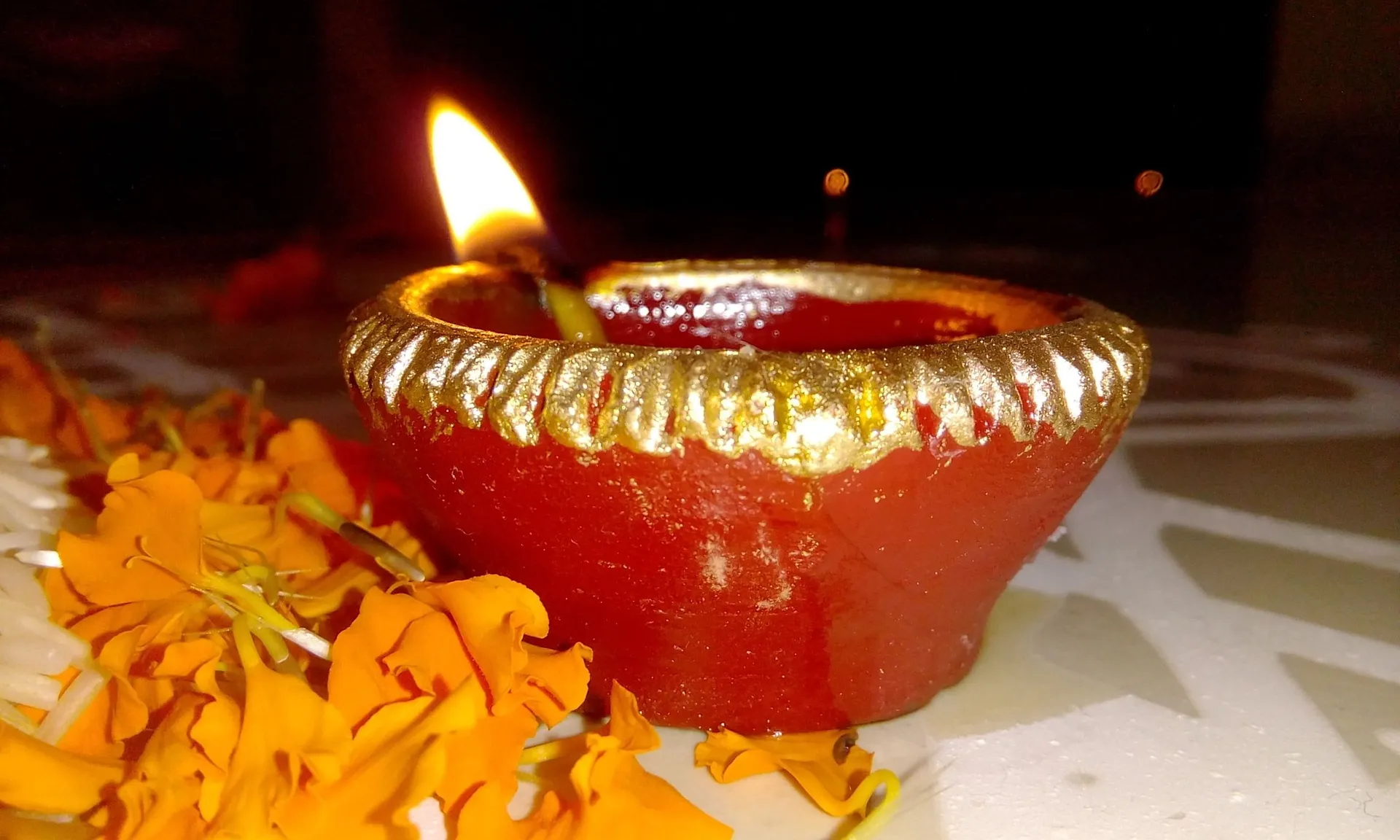 Diwali Wishes, Pesan &amp; Kutipan untuk Orang Tercinta Anda