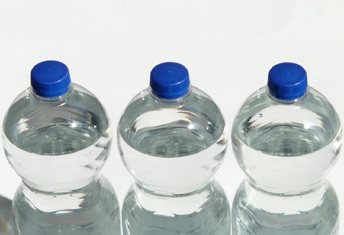 Cara Membunuh Bakteri di Botol Air Anda!