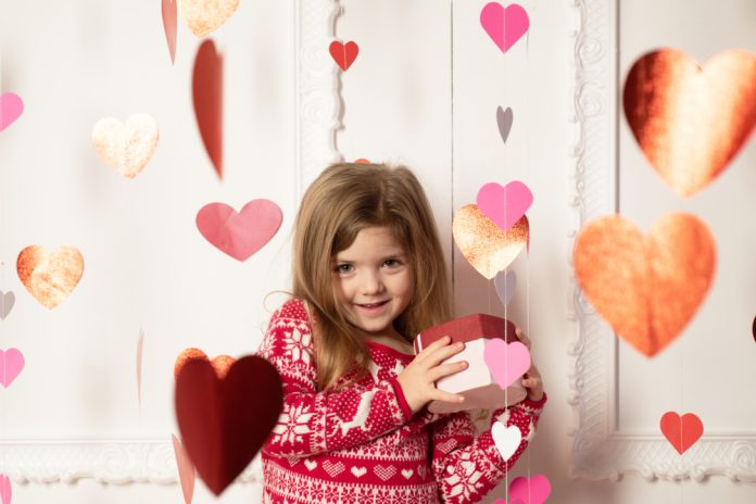 Ide Hadiah Hari Valentine yang Menakjubkan untuk Putri Anda