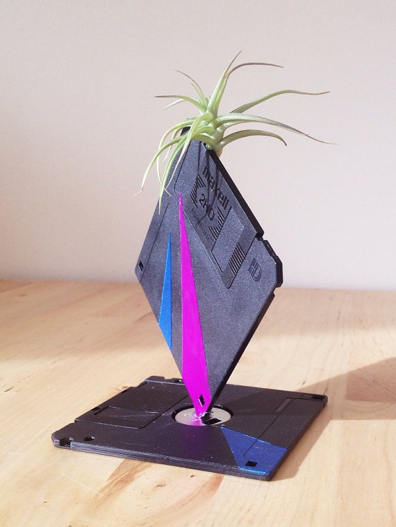 16 Cara Luar Biasa Untuk Mendaur Ulang Floppy Disk Lama
