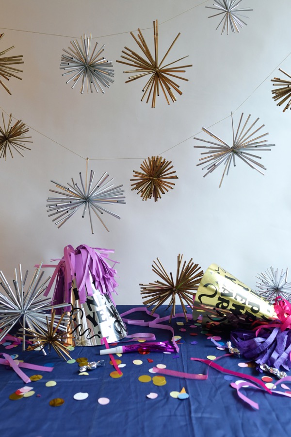 18 Dekorasi Pesta DIY yang Berkilau Untuk Malam Tahun Baru