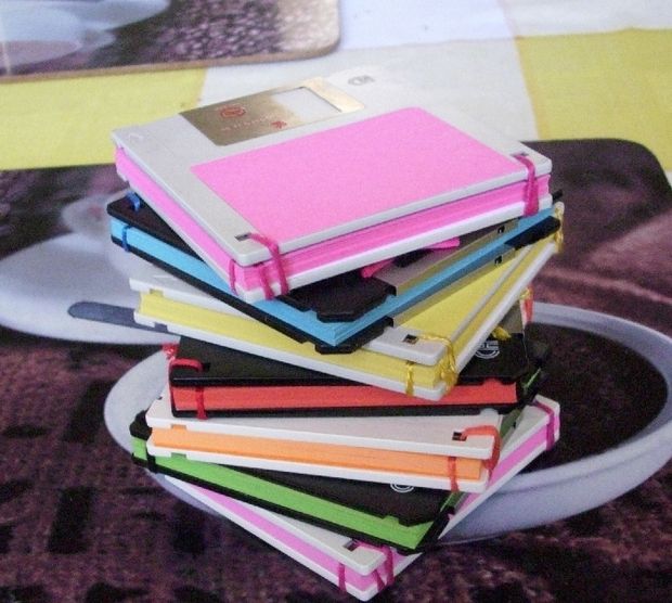 16 Cara Luar Biasa Untuk Mendaur Ulang Floppy Disk Lama
