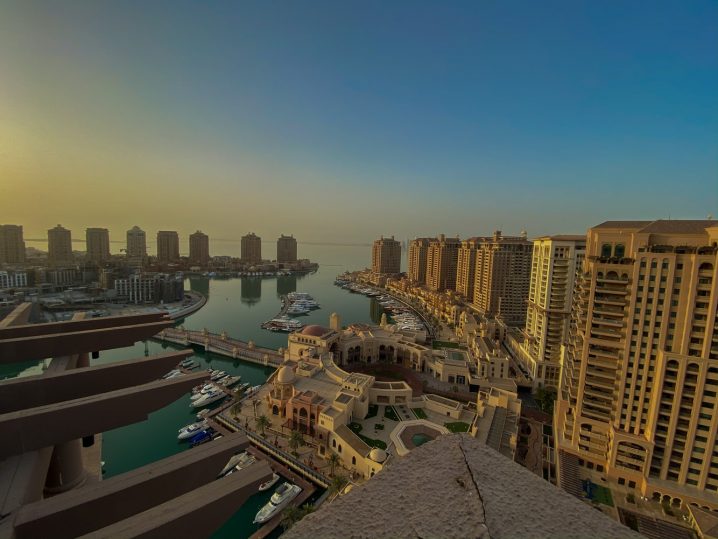 Haruskah Anda membeli atau menyewa apartemen di Qatar?