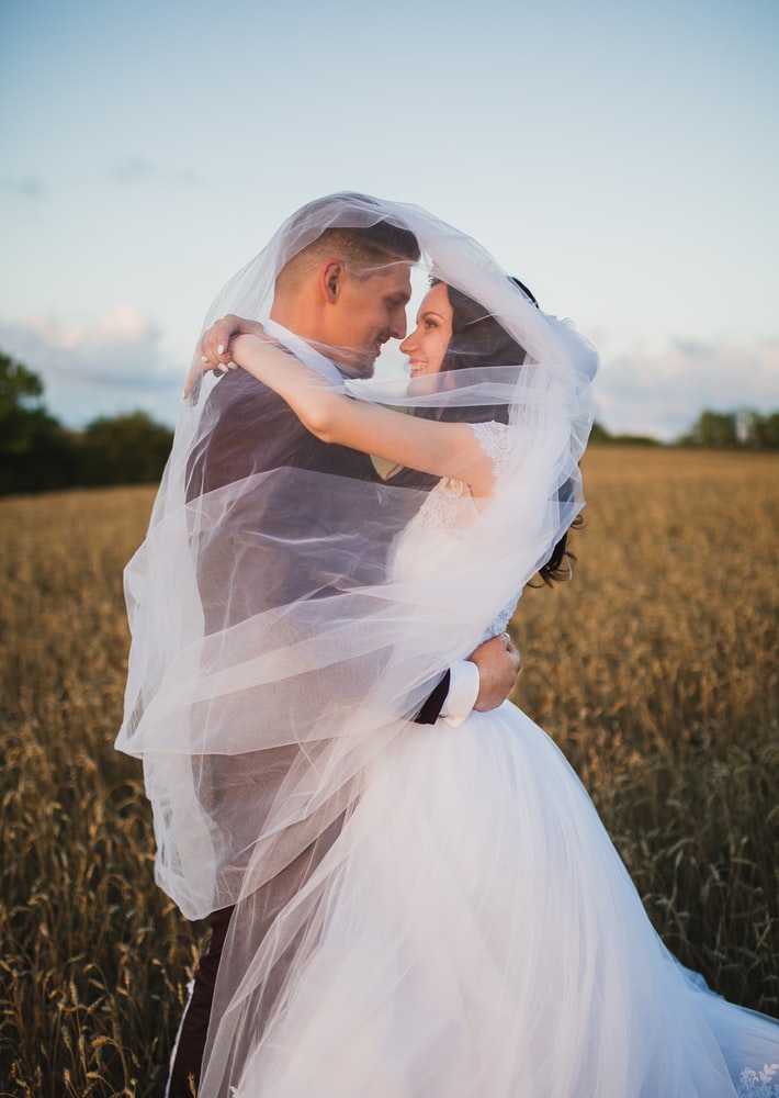 8 Tips Mengatasi Sakit Kronis di Hari Pernikahan Anda