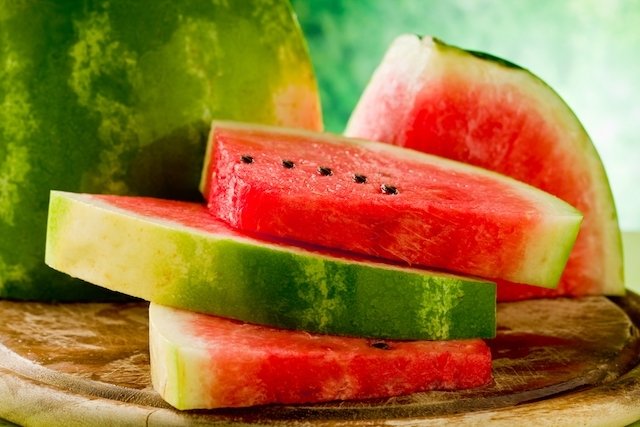 12 manfaat kesehatan semangka (dengan resep sehat)_0