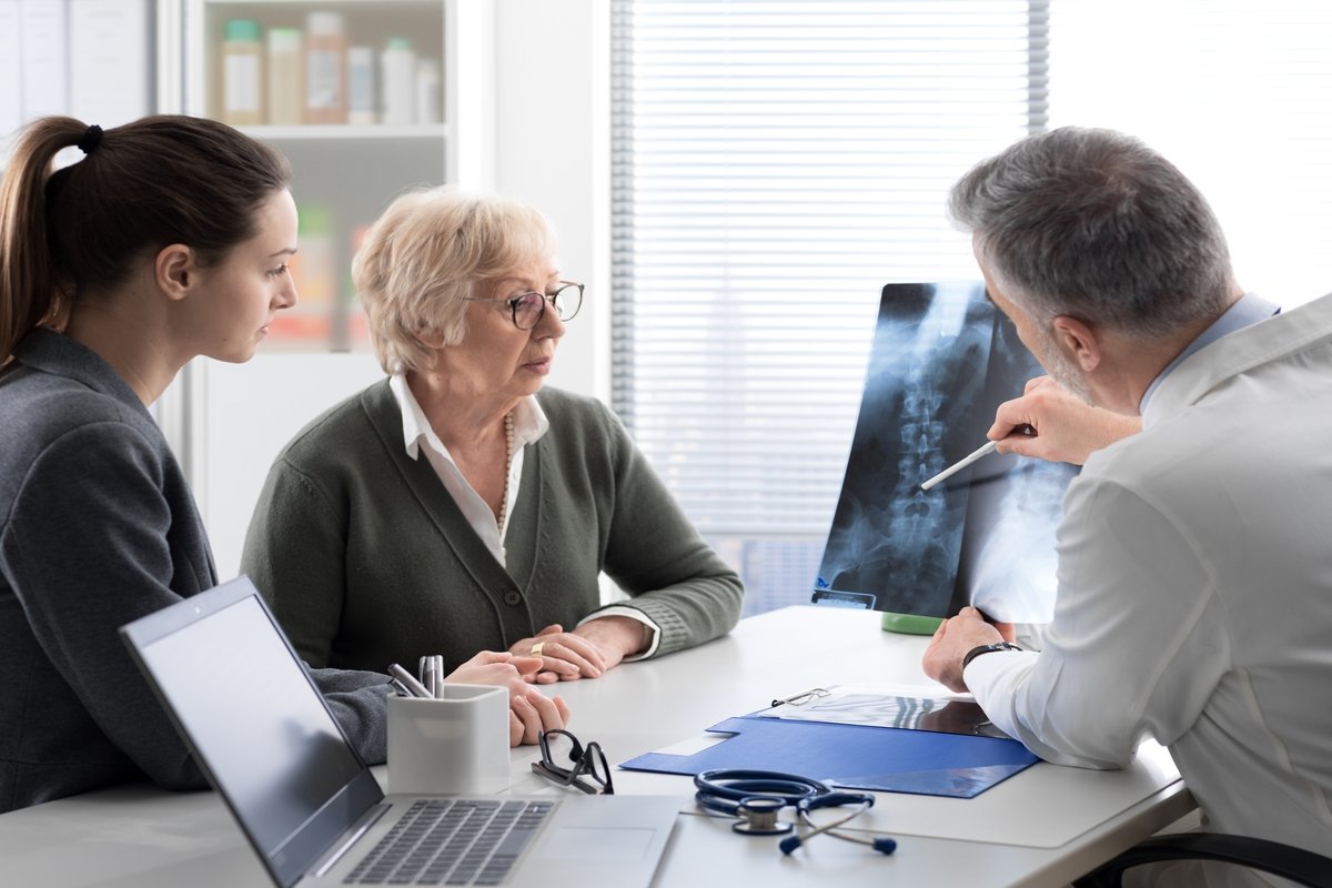 Osteoporosis: apa itu, gejala, penyebab dan pengobatan_0