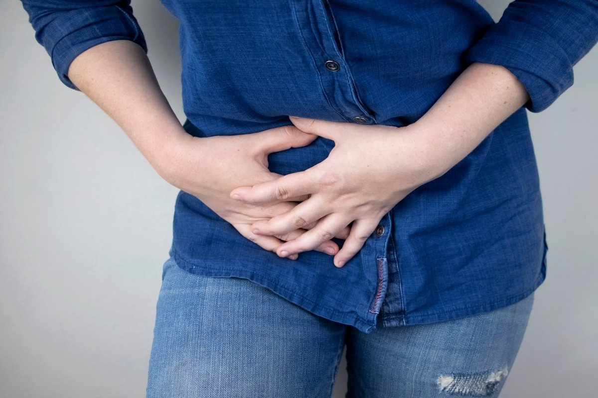 9 gejala utama radang usus buntu (dengan tes online)_0