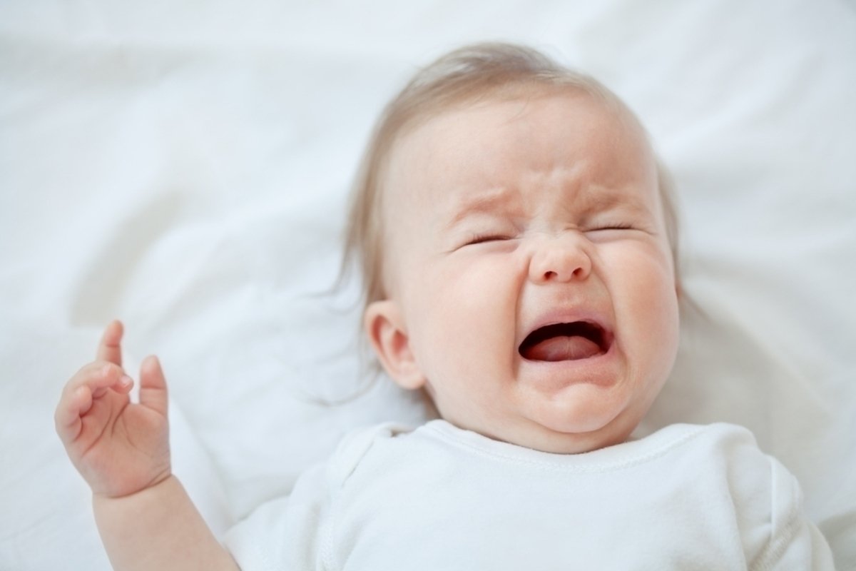 Bayi menangis: apa itu dan apa yang harus dilakukan_0