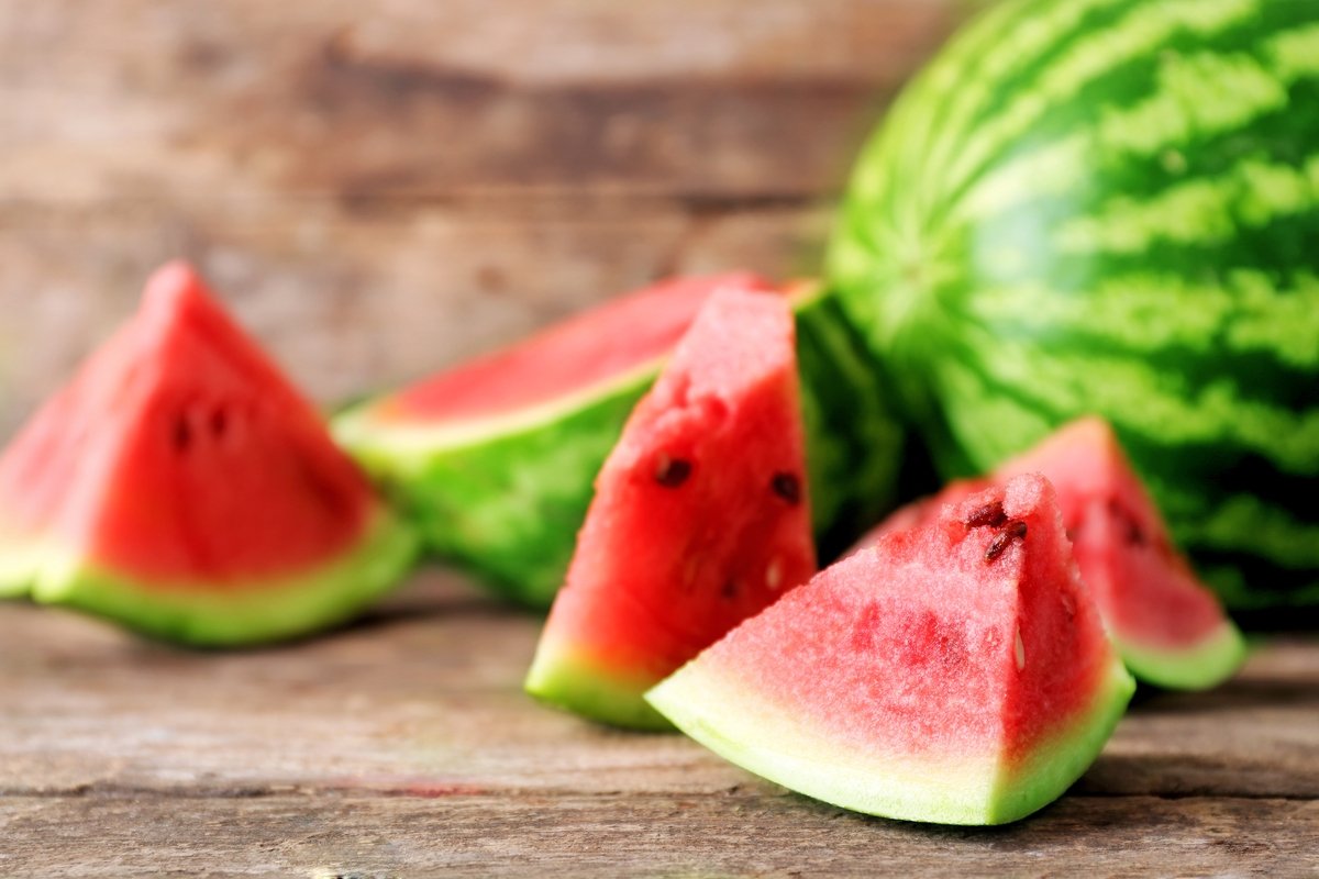 12 manfaat biji semangka (dan cara menggunakannya)_0
