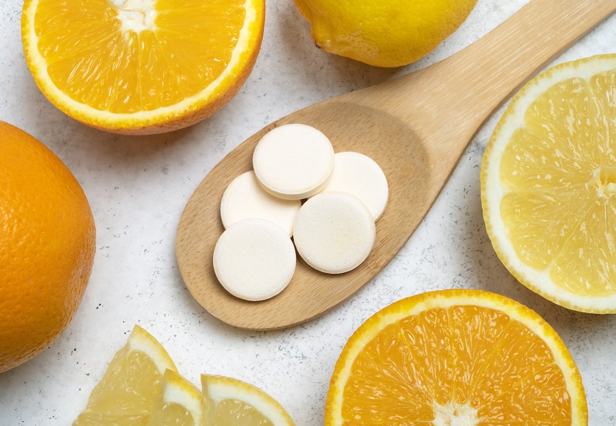 Kelebihan Vitamin C: Gejala, Penyebab, dan Risiko_0